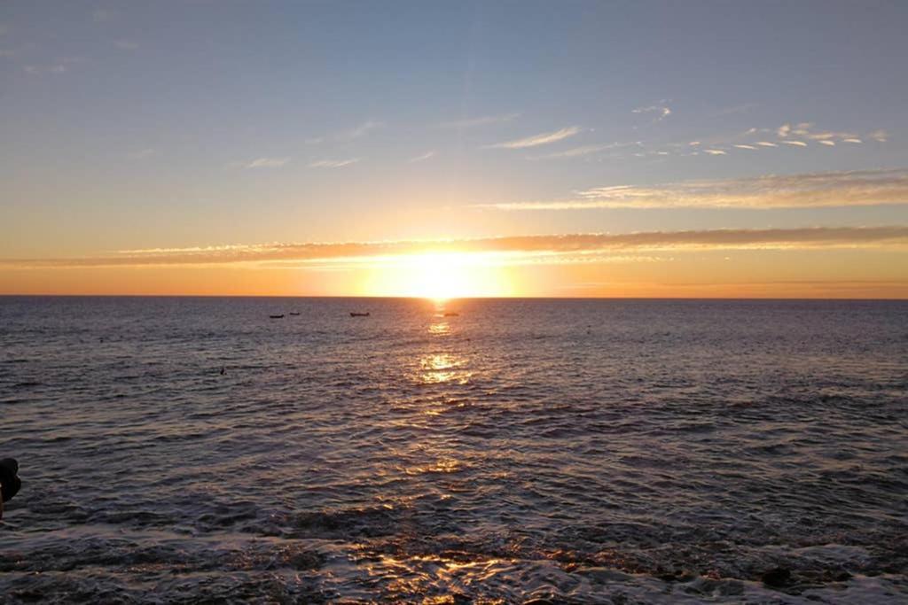 Schoene Wohnung Direkt Am Meer Mit Meerblick, Wlan プエルト・デ・モガン エクステリア 写真